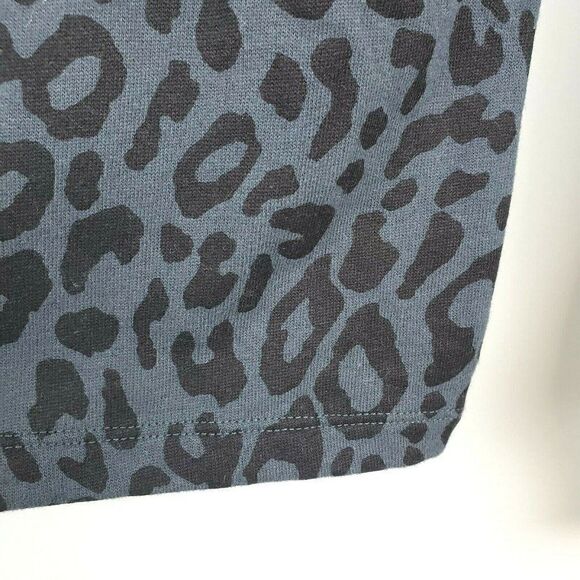 Victoria’s Secret Victoria Sport Gray Leopard Print Pullover Sweatshirt sz XS - Picture 4 of 5